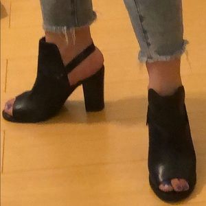 Open toe black heels